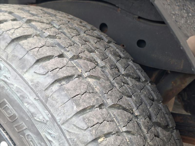 Mitsubishi L200 2,4 DI-D  Diamant Ed. rozšířen - fotka 14 z 20