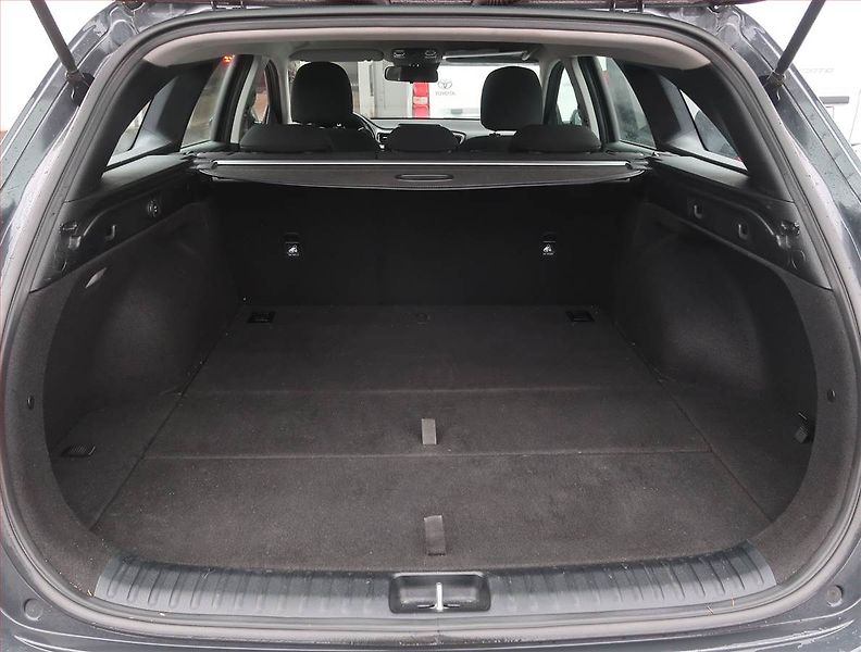 Kia Ceed (2018) 1.6 CRDi, Serv.kniha, Tempomat - fotka 13 z 14