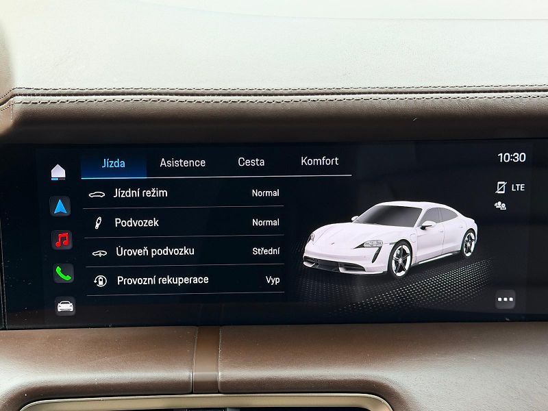 Porsche Taycan TURBO-BOSE- SERVIS - fotka 29 z 33