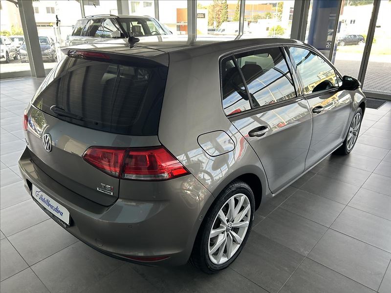 Volkswagen Golf 1,4   TSI 92kW,DSG,SERVISKA,ČR - fotka 6 z 26