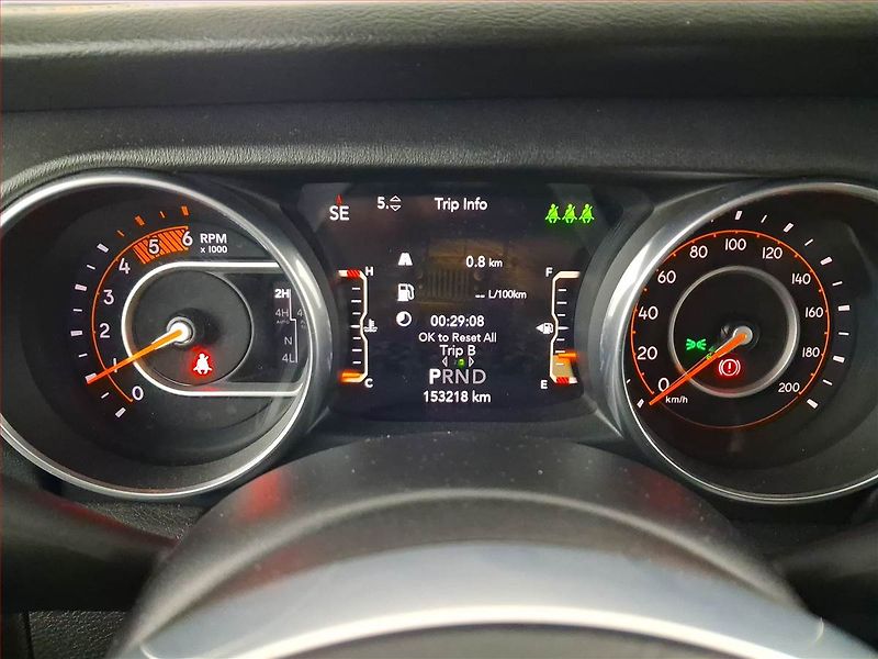 Jeep Wrangler (2019) 2.2 MultiJet - fotka 11 z 21