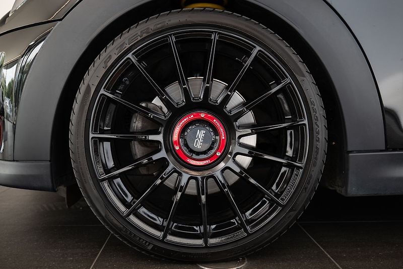 Mini Cooper S - fotka 18 z 21