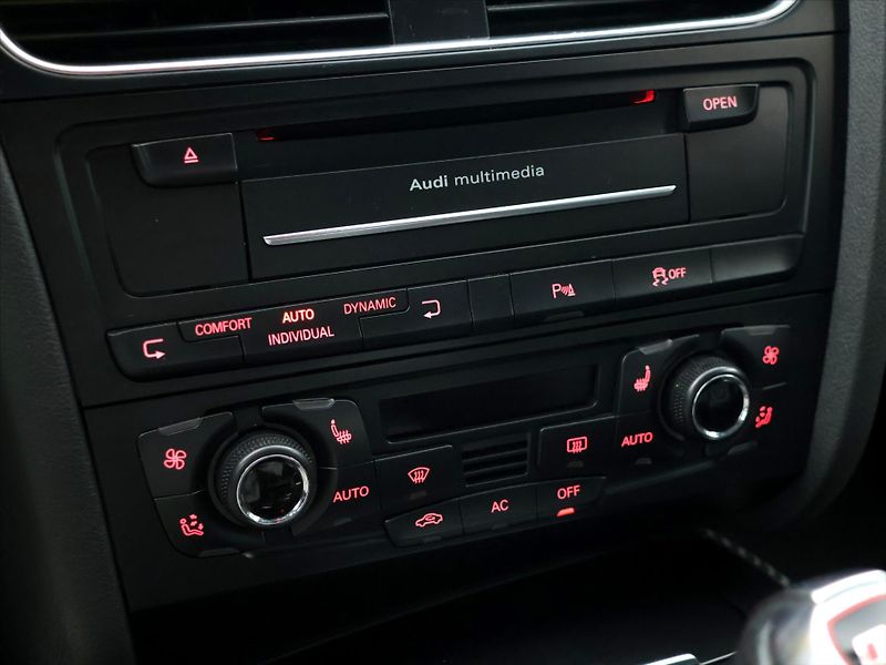 Audi RS 5 4,2 FSI 331KW QUATTRO CZ - fotka 23 z 32