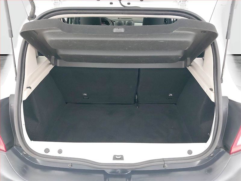Dacia Sandero (2014) 1.2 16V, po STK, plně pojízdný - fotka 13 z 13