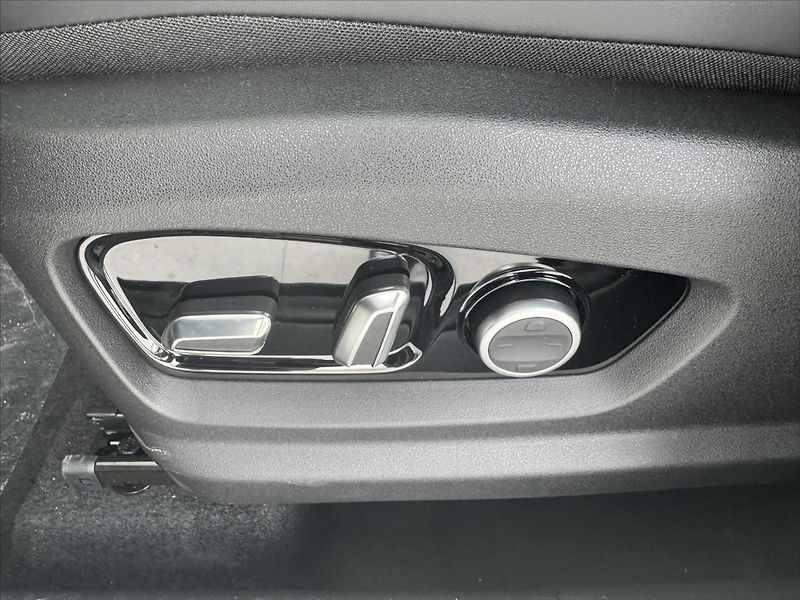 Jaecoo 7 (2026) 1,6 TGDi EXLUSIVE AWD - fotka 12 z 15