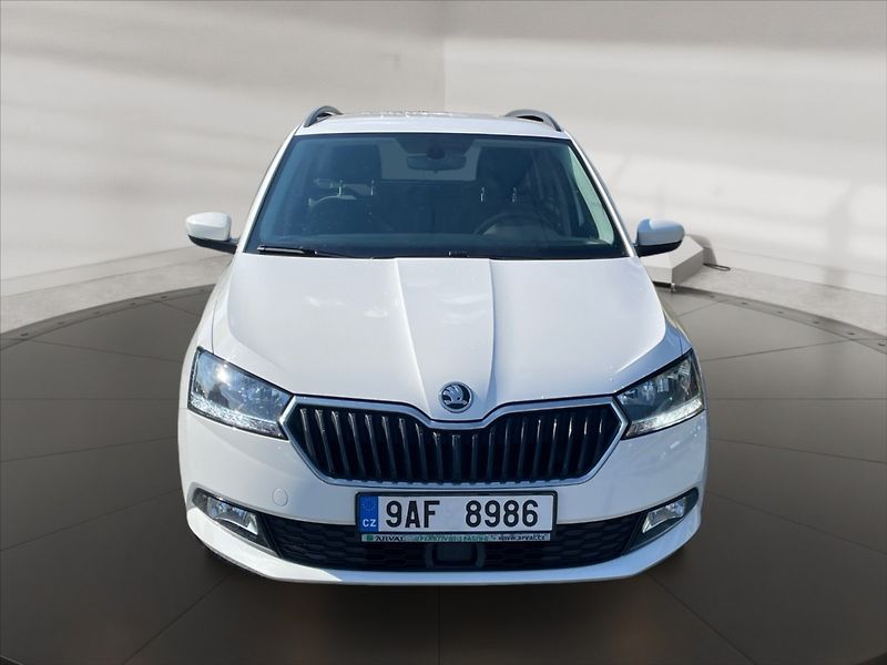 Škoda Fabia 1,0 TSI Ambition - fotka 2 z 11