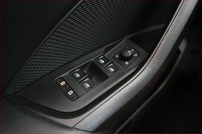 Škoda Octavia (2020) Style 2.0 TDI, ČR,1.maj, Navi - fotka 16 z 16