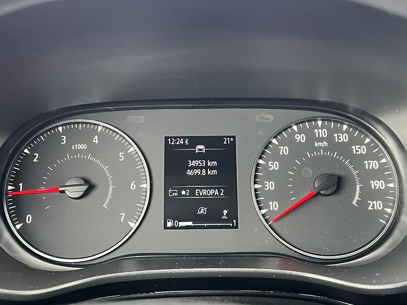 Dacia Sandero Stepway 1.0TCe LPG ČR 1.MAJ. - fotka 16 z 43