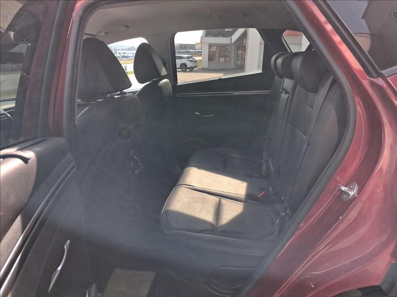 Hyundai Tucson 1,6 T-GDI HEV AT Style - fotka 13 z 21