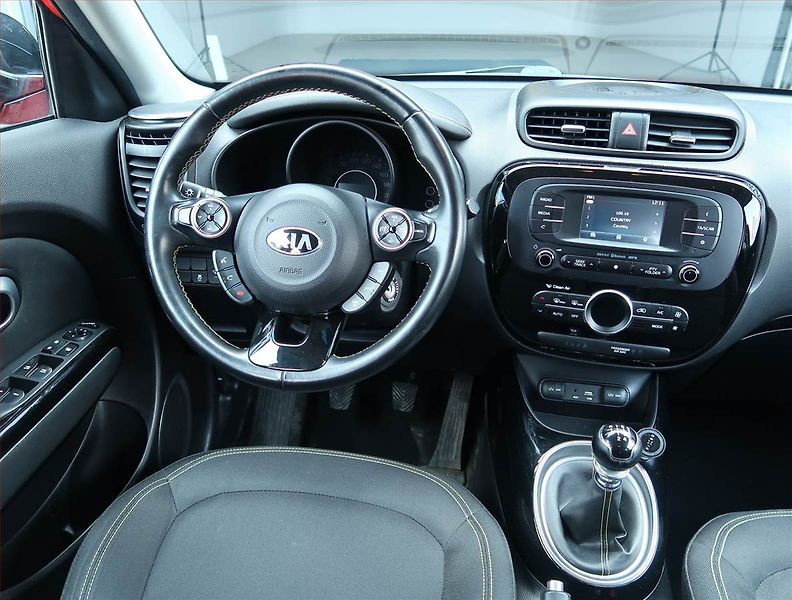 Kia Soul (2016) 1.6 CRDI, Tempomat - fotka 7 z 15