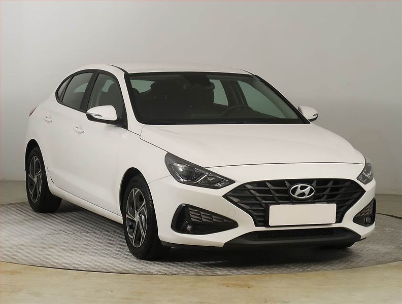 Hyundai i30 (2023) Komfort 1.0 T-GDI, ČR,1.maj - fotografie inzerátu