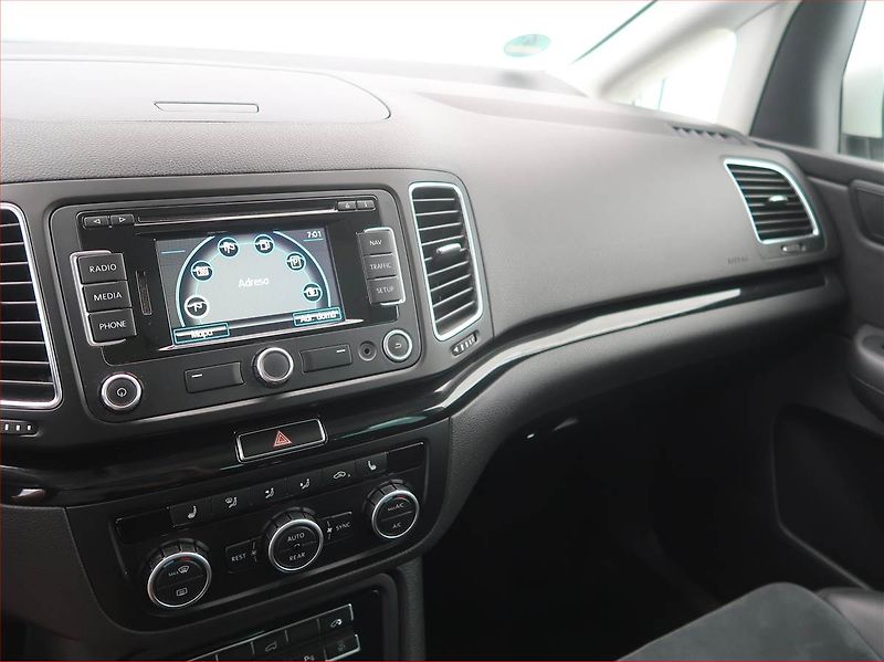 Seat Alhambra (2014) 2.0 TDI, Automat, Serv.kniha - fotka 10 z 14