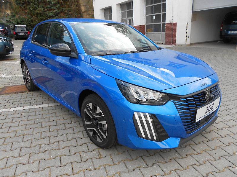 Peugeot 208 ALLURE El. 115 kW 51KWh - fotka 2 z 6