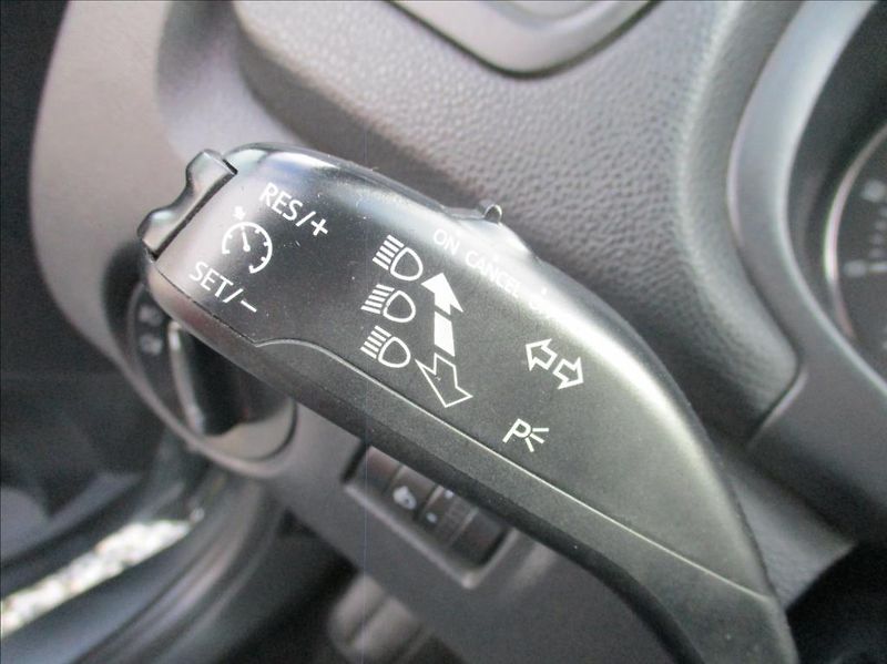 Škoda Fabia 1,2 i, Eleg.,aut.klima,servis, - fotka 25 z 43