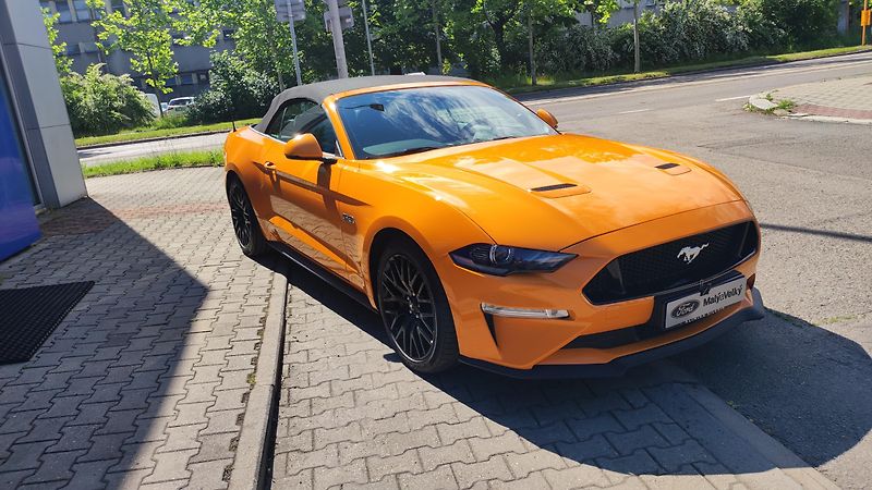 Ford Mustang (2019) Convertible 5.0 Ti-VCT V8 GT,A - fotka 5 z 26