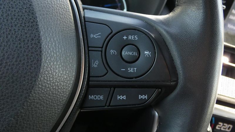 Toyota RAV4 2.5 Hybrid Selection 4WD e-CVT - fotka 12 z 24