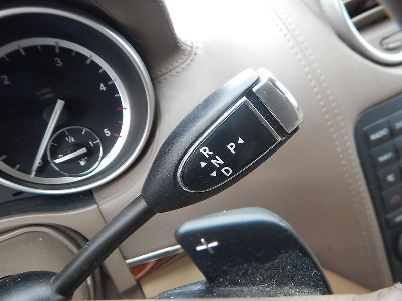 Mercedes-Benz GL 450 CDI 4MATIC, ČR, 7 MÍST - fotka 23 z 30