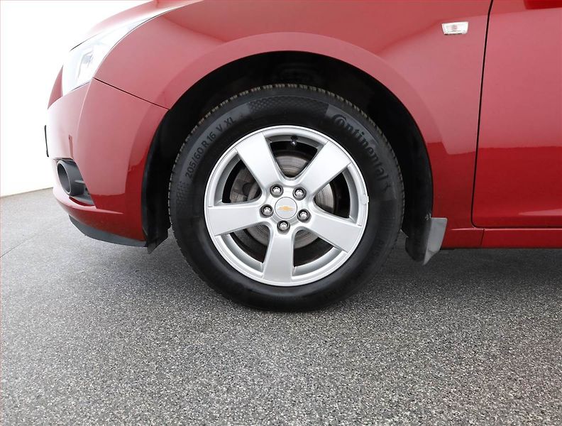 Chevrolet Cruze (2012) 1.6 i 16V, ČR,1.maj, Tempomat - fotka 13 z 13