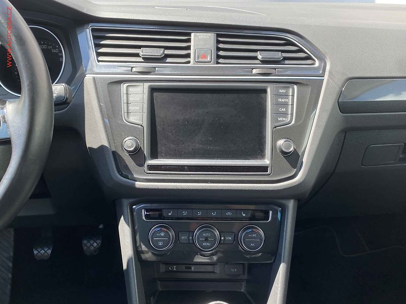 Volkswagen Tiguan (2016) 2.0 TDi, Highline, LED, navi - fotka 12 z 21