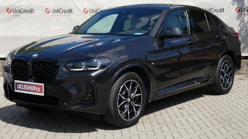 BMW X4 xDrive 30i M Sport - fotka 1 z 23