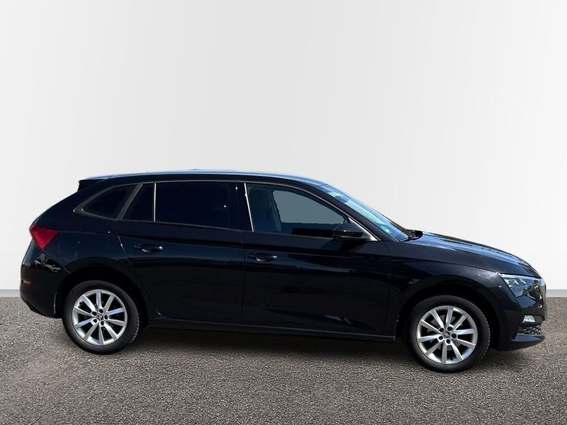 Škoda Scala Ambition - fotka 16 z 26