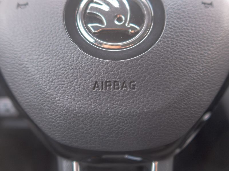 Škoda Octavia (2019) 2.0TDI 110KW 4x4 LED – NAVI - fotka 39 z 54