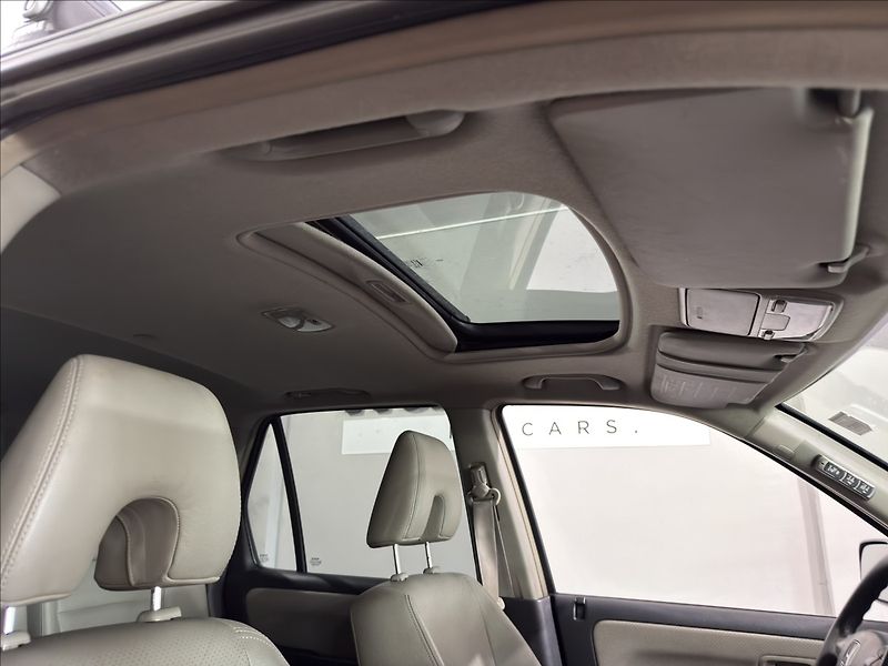 Honda CR-V 2,2   CTDI 4X4 EXCLUSIVE TZ - fotka 23 z 32