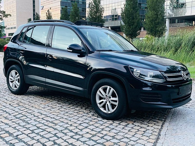 Volkswagen Tiguan 1.4TSI MANUÁL VÝHŘEV PANORAMA - fotka 9 z 46