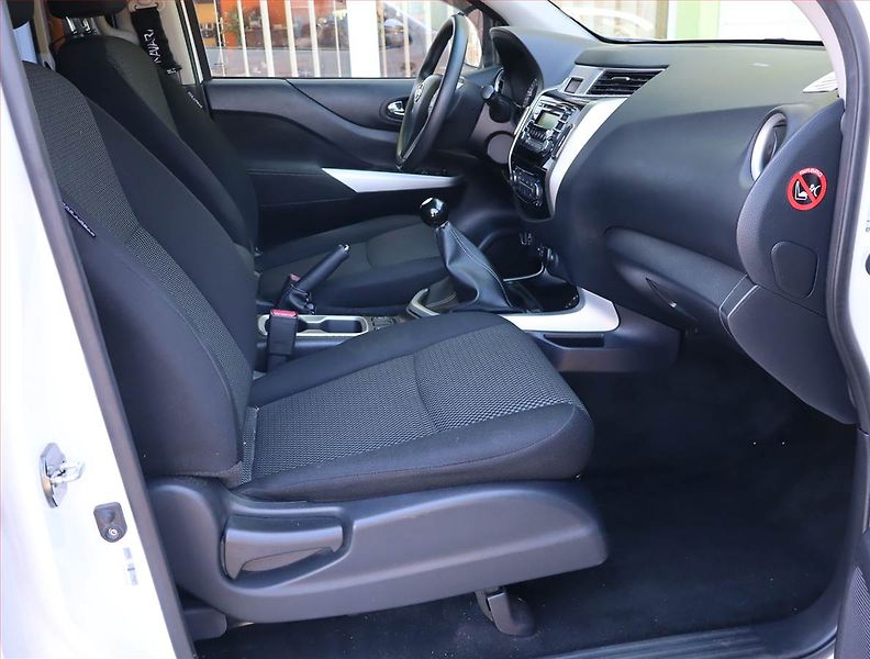 Nissan Navara (2017) 2.3 dCi - fotka 9 z 16