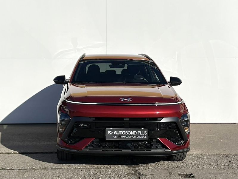 Hyundai Kona 1.6 T-GDI 145kW DCT AWD N-Line - fotka 4 z 22