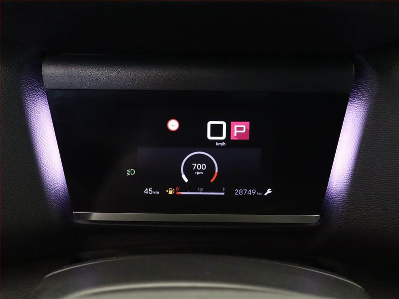 Citroën C4 X (2024) 1.2 PureTech, Automat, ČR - fotka 9 z 18