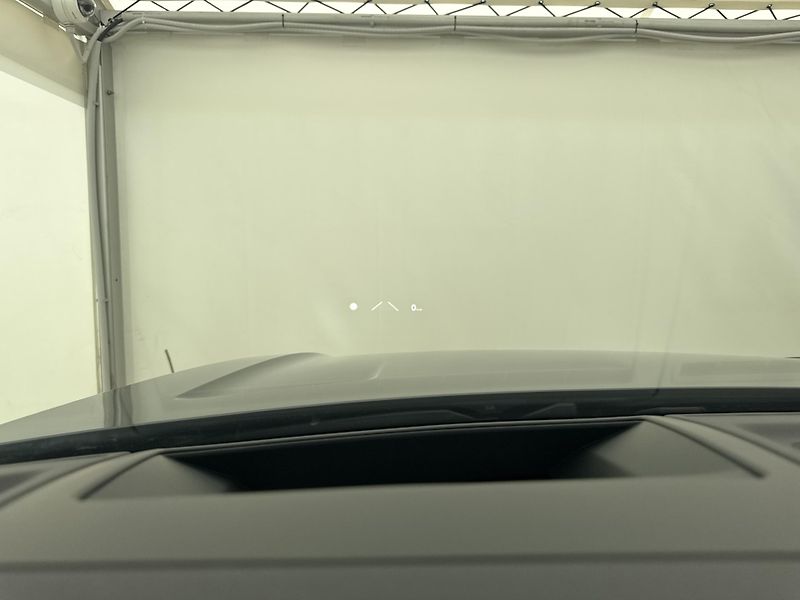 Volkswagen Touareg 3.0Tdi*1-MAJ*DPH*R-LINE*HUD* - fotka 24 z 47