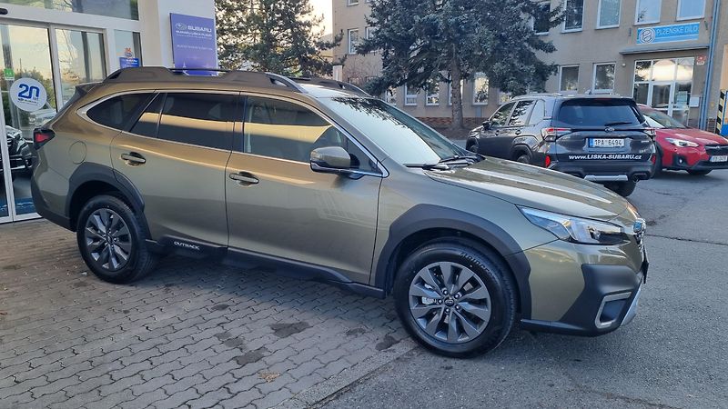 Subaru Outback (2025) 2,5 CVT Active - poslední kusy - fotka 11 z 18