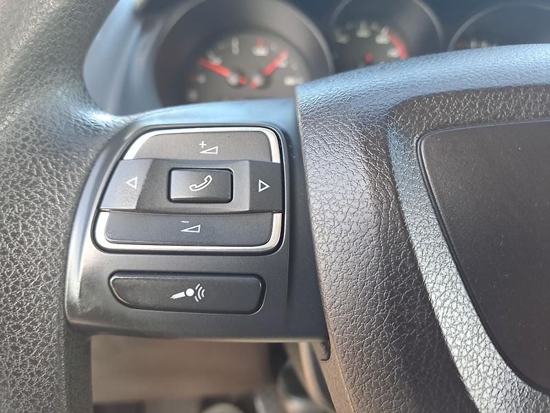 Seat Altea (2011) 1.2 TSi PĚKNÝ STAV, TAŽNÉ - fotka 19 z 29