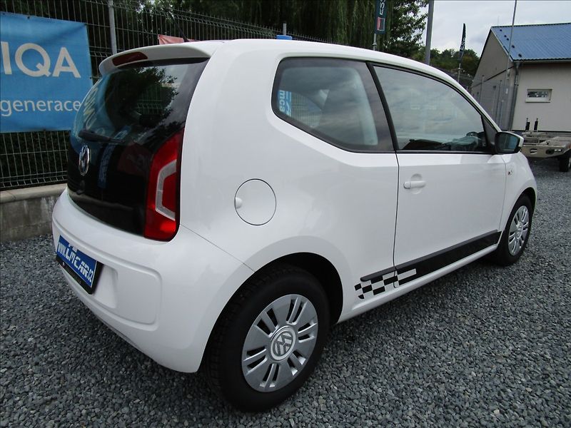 Volkswagen up! 1.0MPi 55kW Highline, Klima - fotka 4 z 36