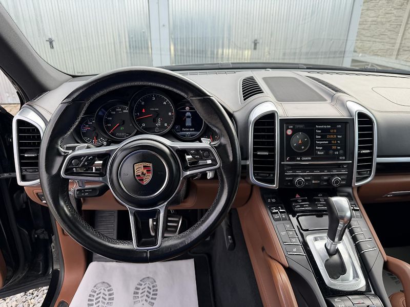 Porsche Cayenne 3.0TDI V6 265PS 4x4 GTS PAKET! - fotka 141 z 159