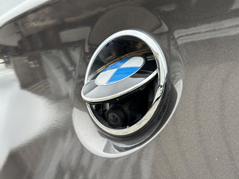 BMW Řada 6 640d Coupé 8AT 230kW Head-Up K - fotka 7 z 42