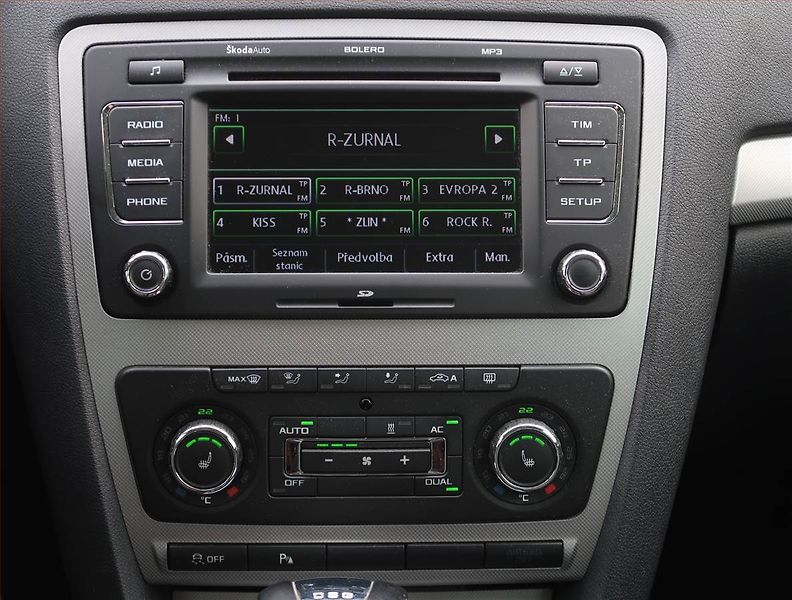 Škoda Octavia (2012) Elegance 2.0 TDI, Automat - fotka 12 z 21