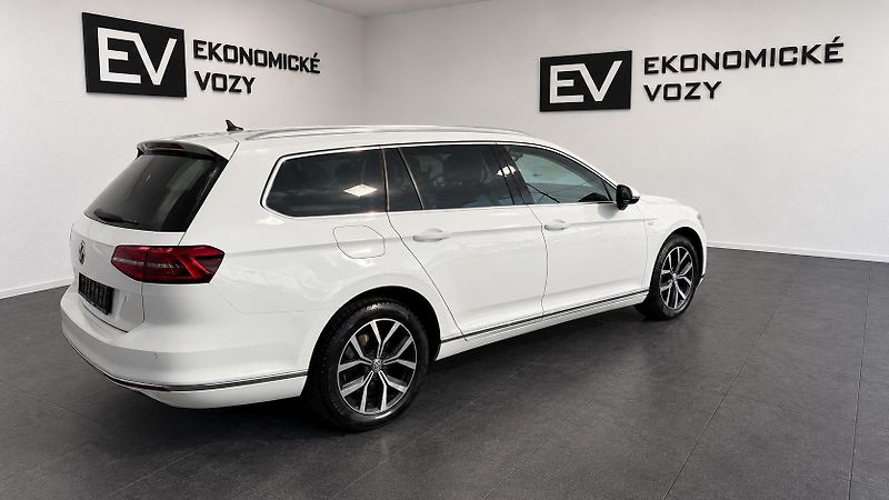 Volkswagen Passat (2019) 2.0 TDI 140kW,ČR, 4MOT DSG - fotka 6 z 48