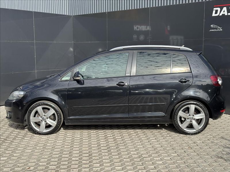 Volkswagen Golf Plus 2,0 TDI 100kW Style DSG - fotka 5 z 36