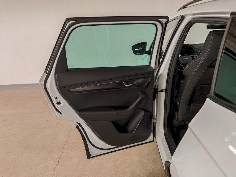 Škoda Karoq (2025) 1.5 TSI 110 kW DSG Sportline - fotka 24 z 32