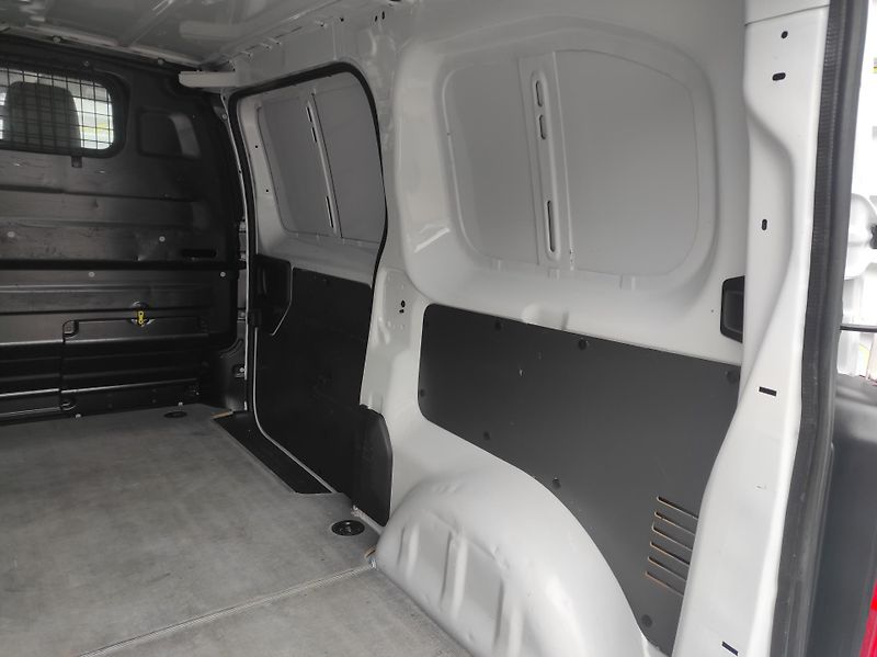 Toyota ProAce 1,5D-4D L1, v REZERVACI - fotka 33 z 34