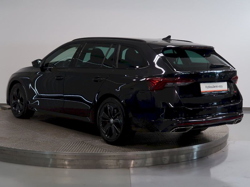 Škoda Octavia (2024) RS 2.0TSI 180KW DSG - fotka 7 z 41