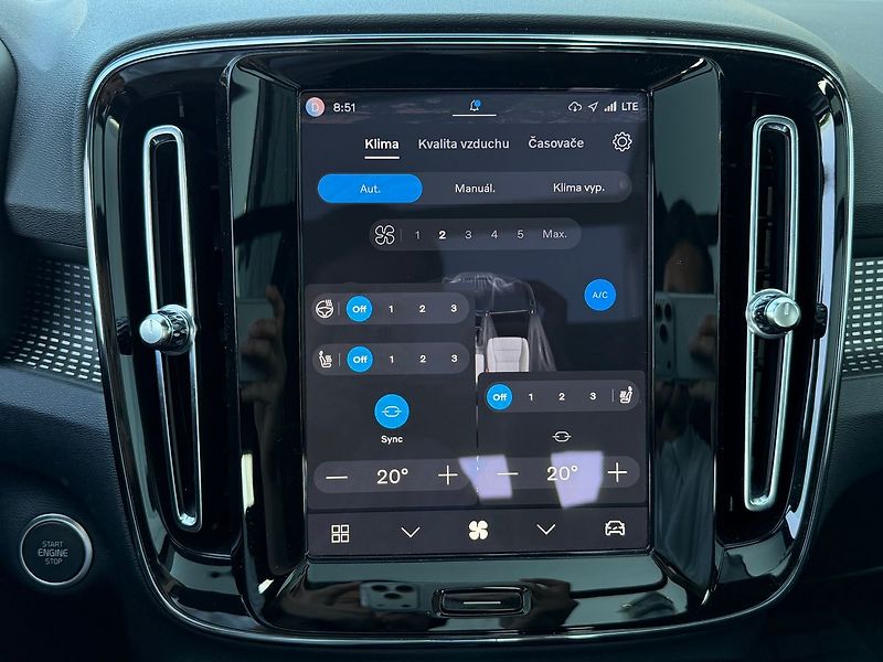 Volvo XC40 ULTIMATE DARK B4, PIXEL LED, N - fotka 21 z 25