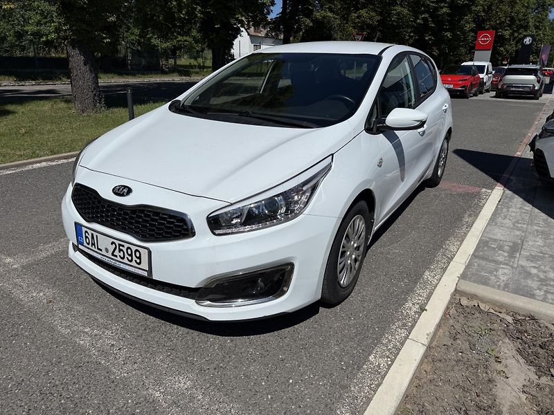 Kia Ceed 1.6 GDi 99kw - fotka 3 z 10