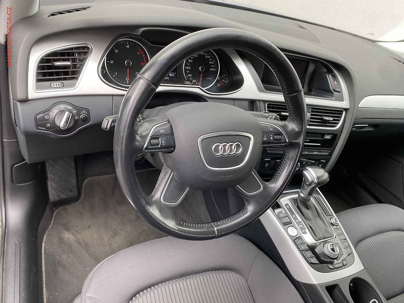 Audi A4 (2015) 2.0 TDi quattro, AT, bixen - fotka 12 z 21