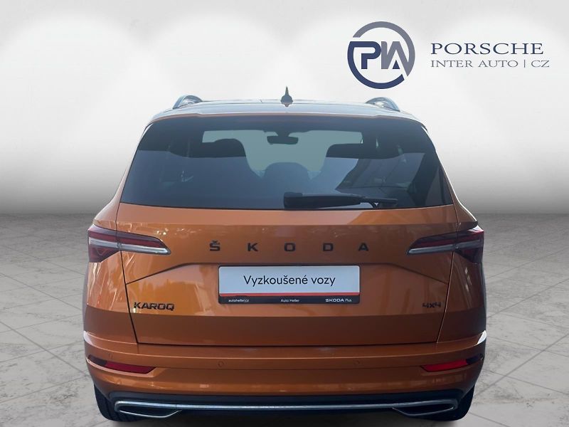 Škoda Karoq 2.0TDi DSG 110kW 4x4 Sportline - fotka 12 z 23