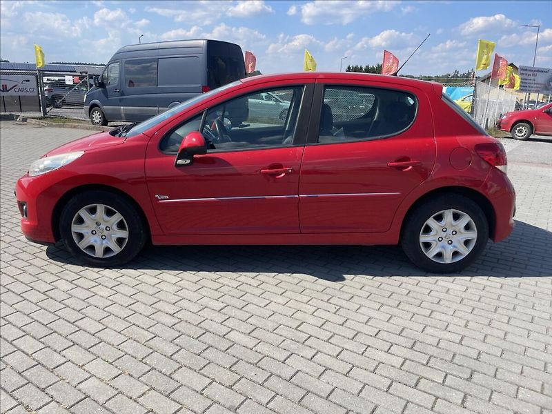 Peugeot 207 1,4 i 54kw Klima ESP po STK - fotka 29 z 33