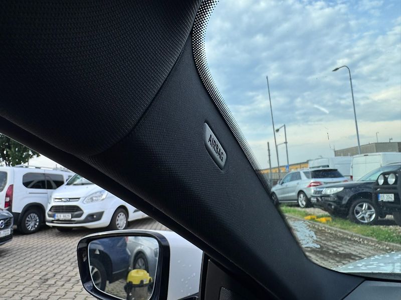 BMW Řada 4 (2020) 430i 2,0i 190 KW G22 KUPÉ - fotka 36 z 50