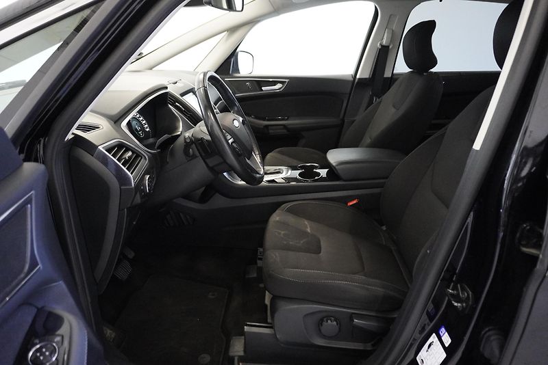 Ford S-MAX 2.0 ECOBOOST,7MÍST,138 000KM! - fotka 11 z 27